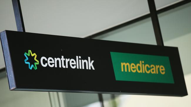 Working with Centrelink for Your Elderly Parents’ Assistance | Aged Care Weekly